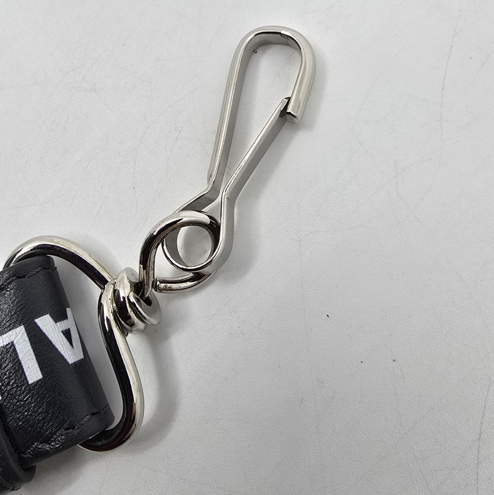 Balenciaga Classic Logo Shoulder Strap - Picture 3 of 16